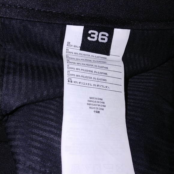 Volcom shorts - Picture 3 of 5